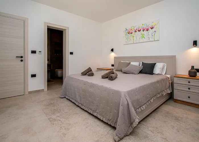 Villa Modern Istrian Sirola By Istrabook Valtura