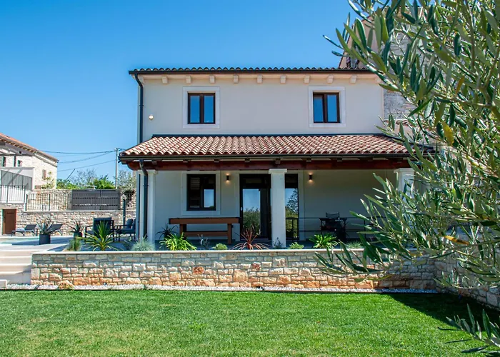 Modern Istrian Sirola By Istrabook Valtura