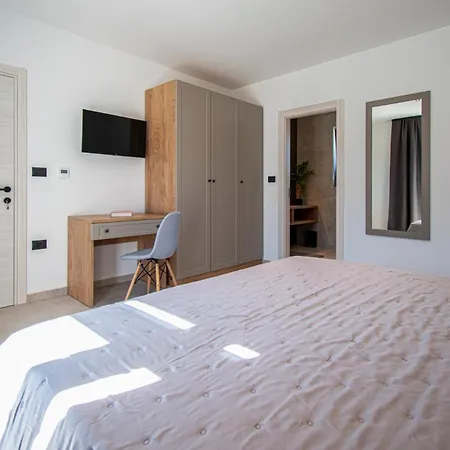 Modern Istrian Sirola By Istrabook Villa