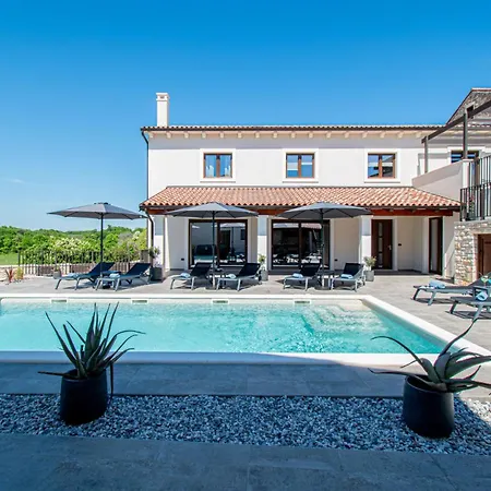 Villa Modern Istrian Sirola By Istrabook *